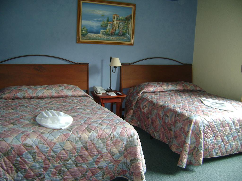 Hotel La Riviera De Atitlan Panajachel Δωμάτιο φωτογραφία
